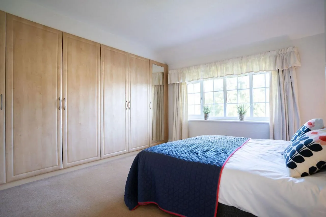 Dom wakacyjny Beautiful Detached Home In Quaint Village Setting Wetherby