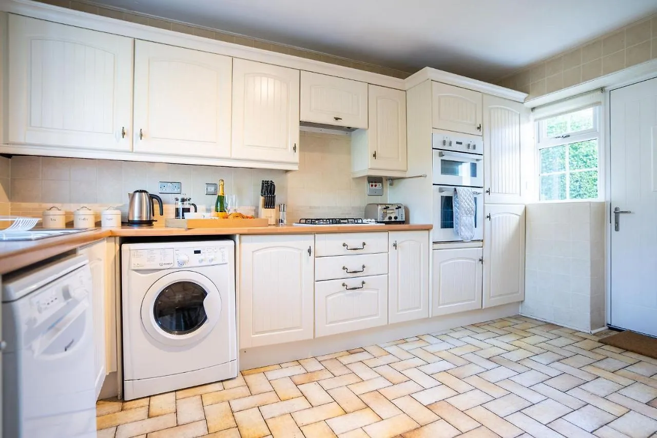 Beautiful Detached Home In Quaint Village Setting Wetherby Dom wakacyjny