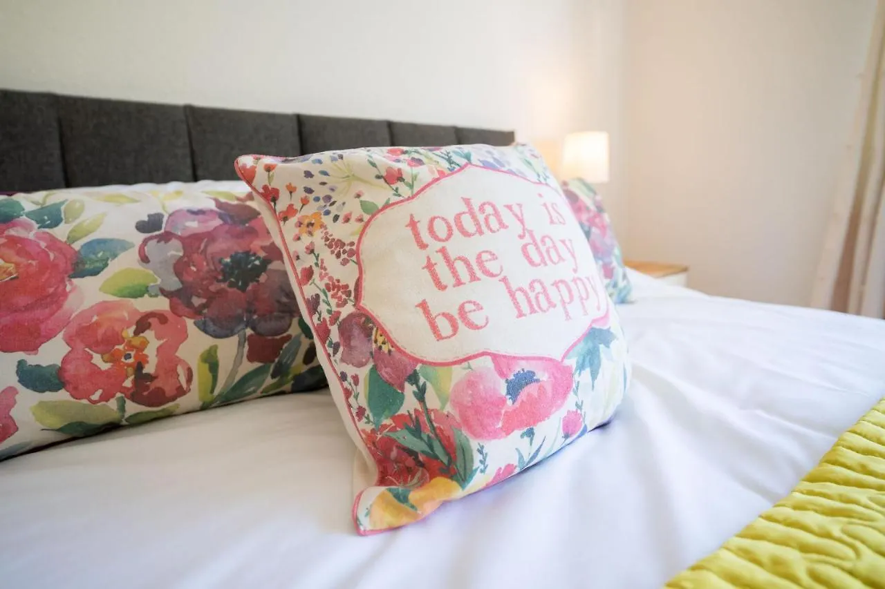 Dom wakacyjny Beautiful Detached Home In Quaint Village Setting Wetherby Wielka Brytania
